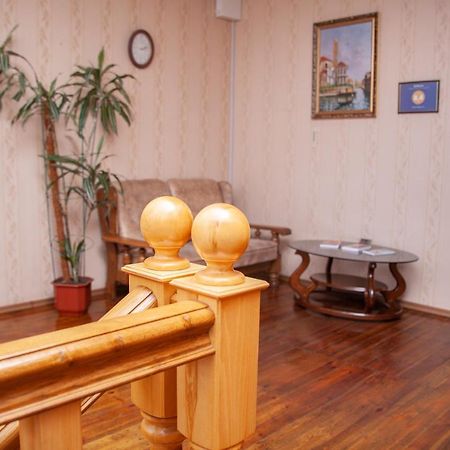 Hotel Piligrim 3 Mykolaïv Esterno foto