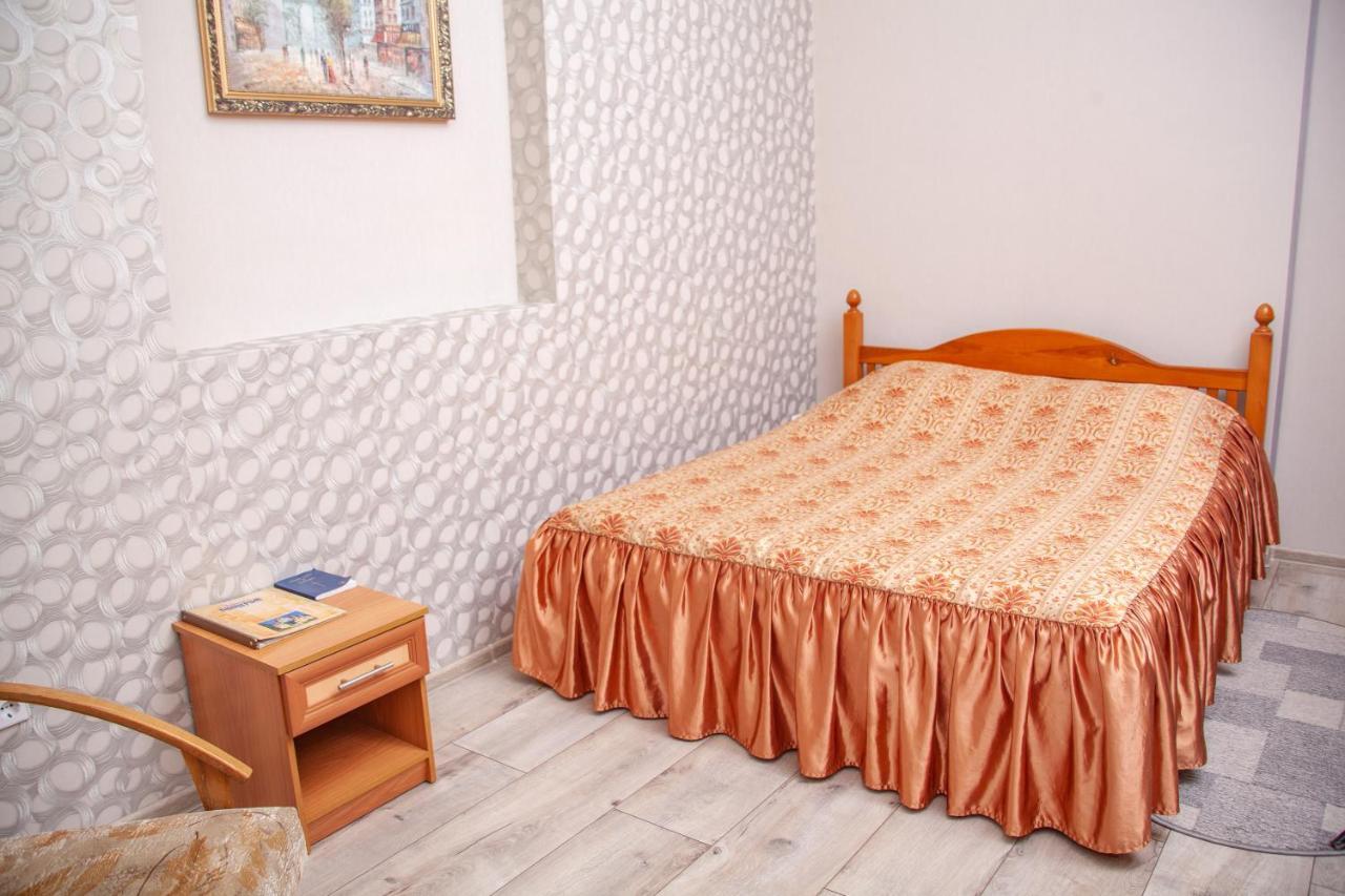 Hotel Piligrim 3 Mykolaïv Esterno foto