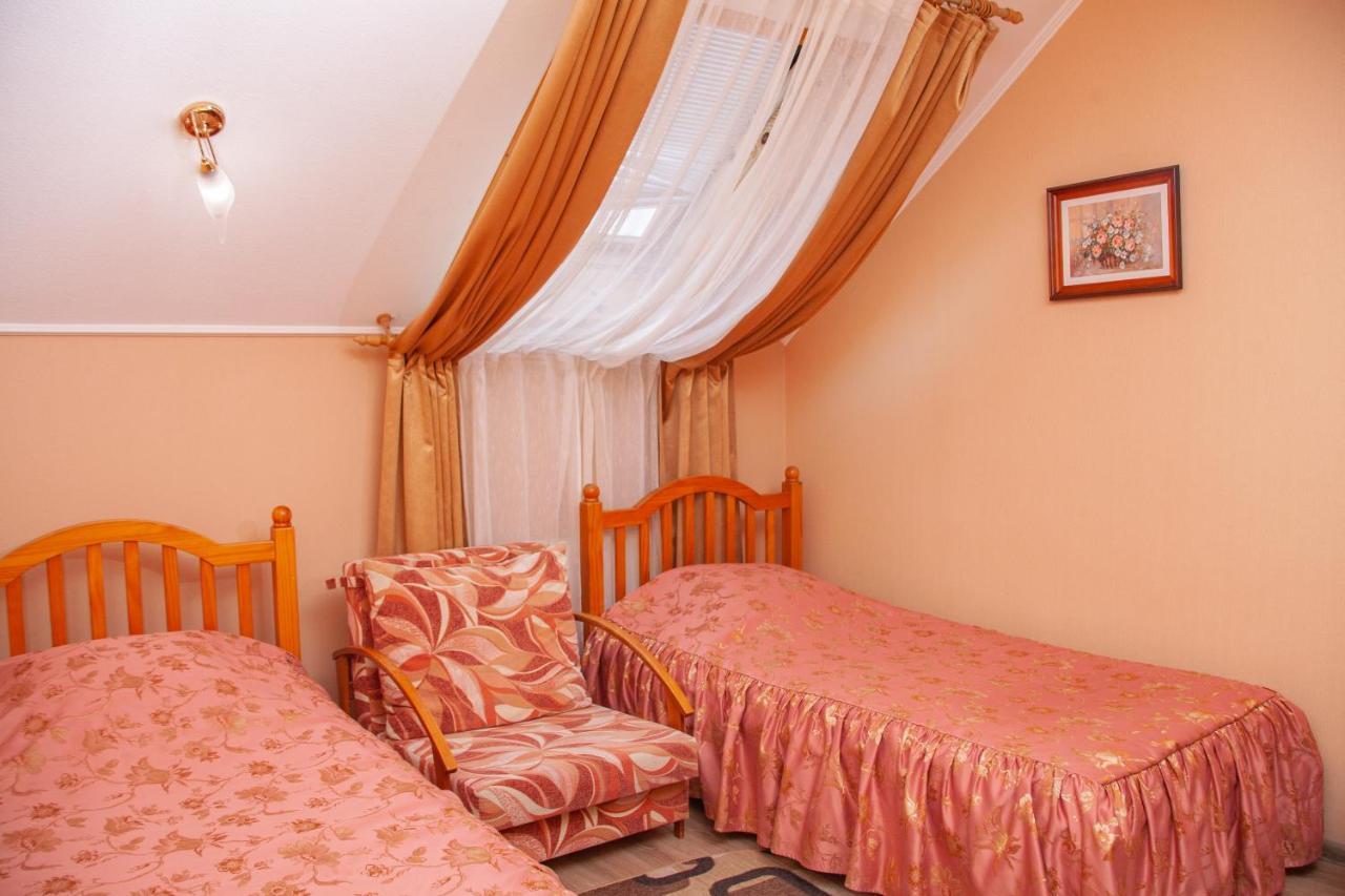 Hotel Piligrim 3 Mykolaïv Esterno foto
