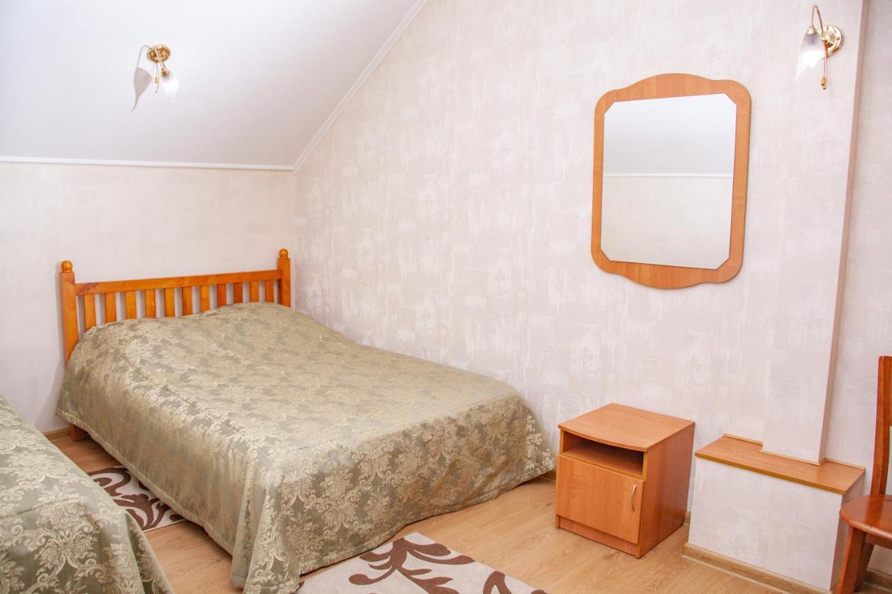 Hotel Piligrim 3 Mykolaïv Esterno foto