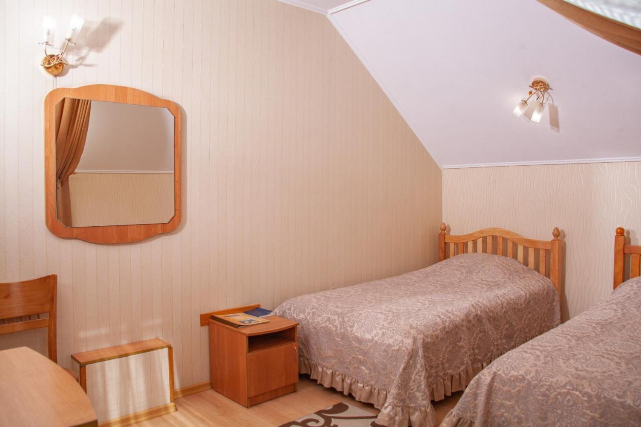 Hotel Piligrim 3 Mykolaïv Esterno foto