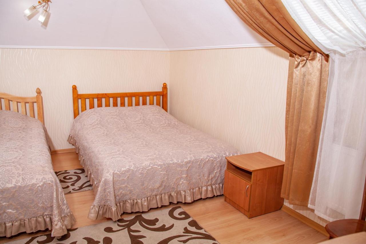 Hotel Piligrim 3 Mykolaïv Esterno foto
